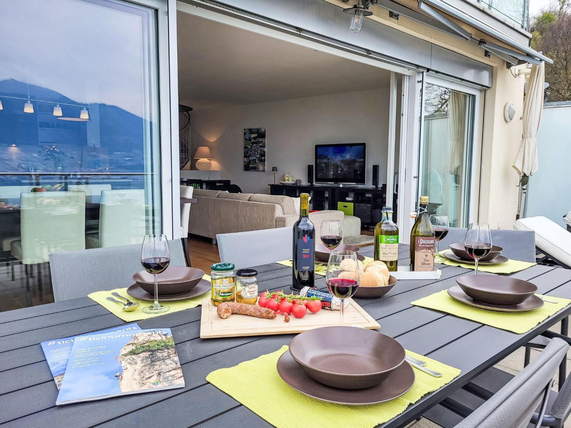 Apartment Vista Lago Maggiore 1-Floor Left By Interhome Gambarogno エクステリア 写真